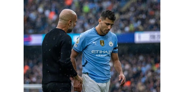 Záložník Rodri je zraněný, Manchester City čeká těžké testy